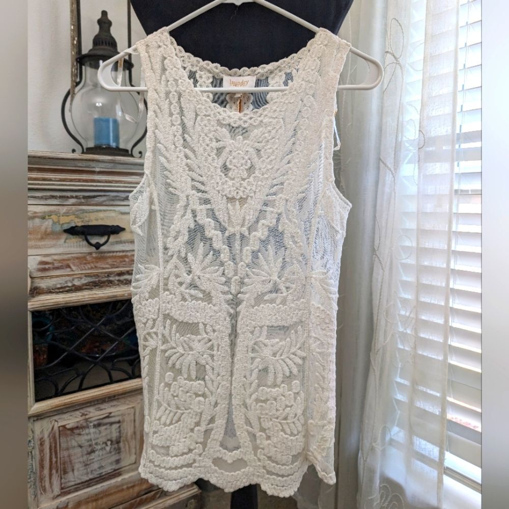 NWT Laundry by Shelli Segal Sheer Embroidered Sleeveless Top Size XS